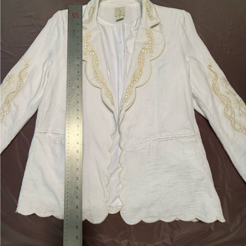 Joie White/Ivory Linen Blend Blazer w/Cream Embroidery Scallop Edges Small - Picture 10 of 11